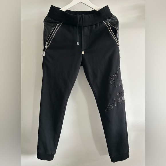 π₯π₯π₯Black Tapered Sweatpants with Elastic Waistband with good condition πππππ - Picture 1 of 11